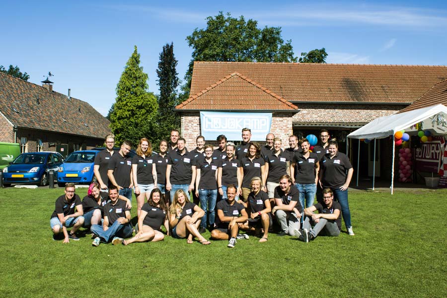 Onze vrijwilligers die zich inzetten voor de LHBT+ jongeren